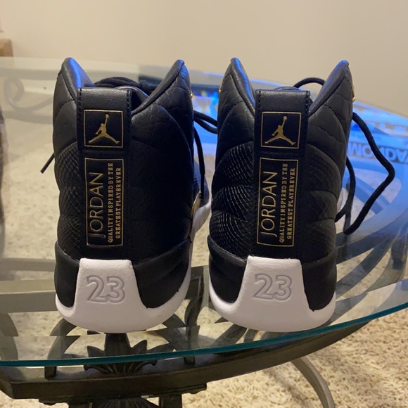 Jordan Women Air Jordan 12 Retro snakeskin SKU AO6068-007 - Picture 4 of 6